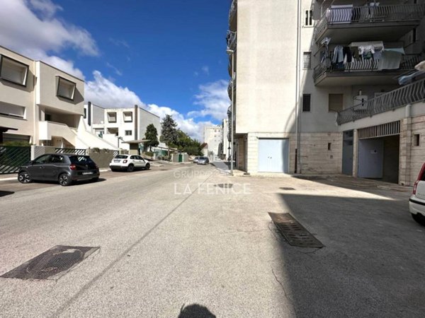 negozio in vendita a Martina Franca