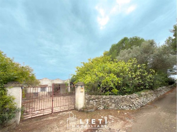 casa indipendente in vendita a Martina Franca in zona San Paolo