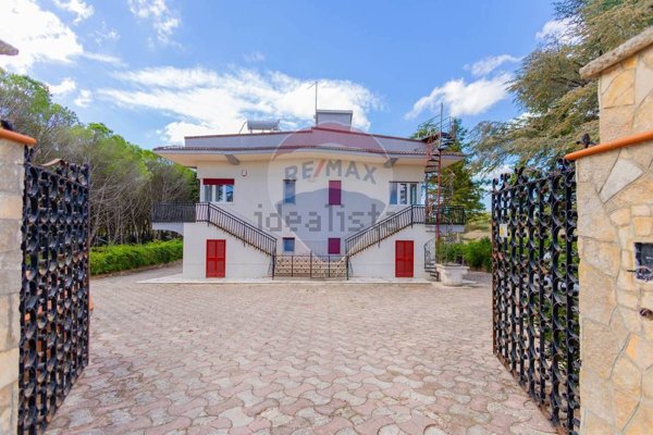 casa indipendente in vendita a Martina Franca