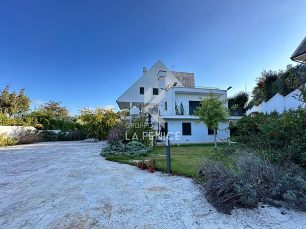 casa indipendente in vendita a Martina Franca