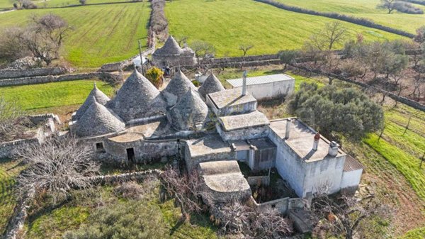 casa indipendente in vendita a Martina Franca