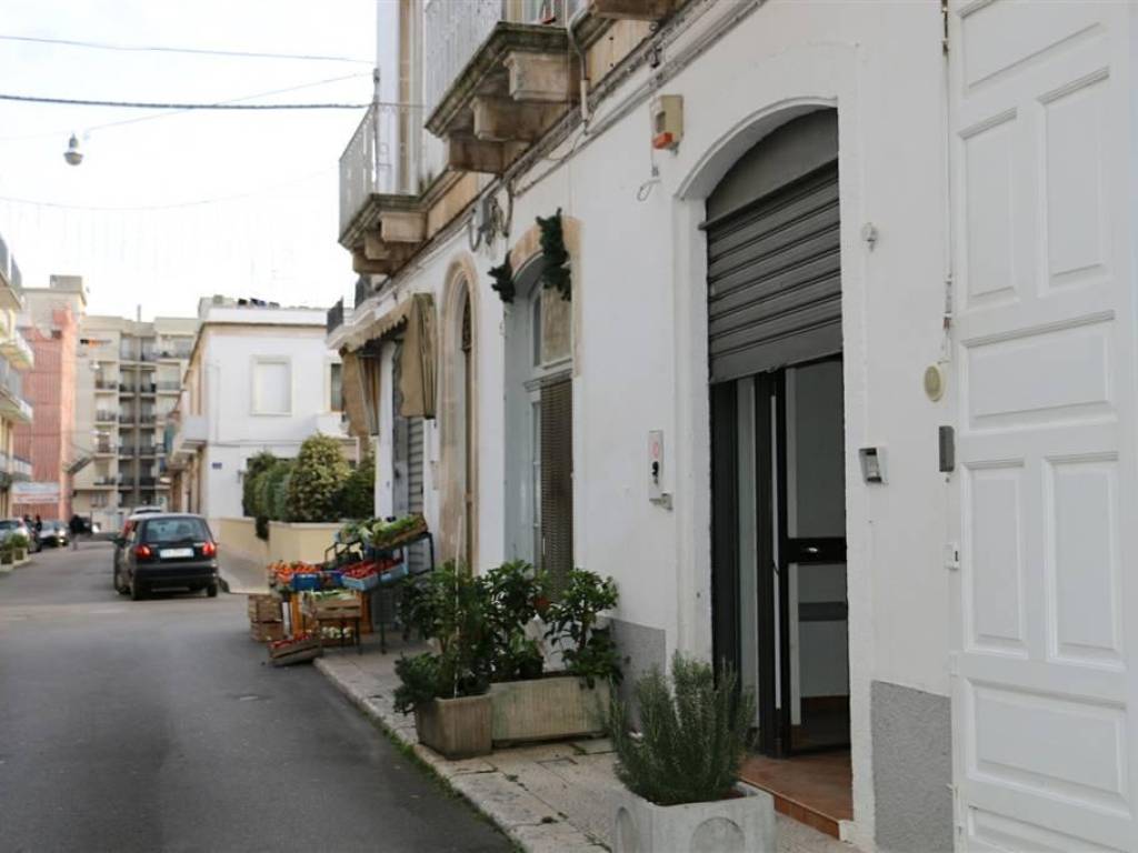 negozio in vendita a Martina Franca