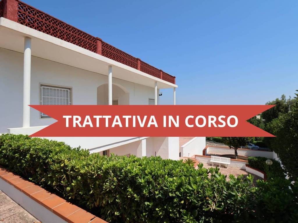 casa indipendente in vendita a Martina Franca in zona Pergolo