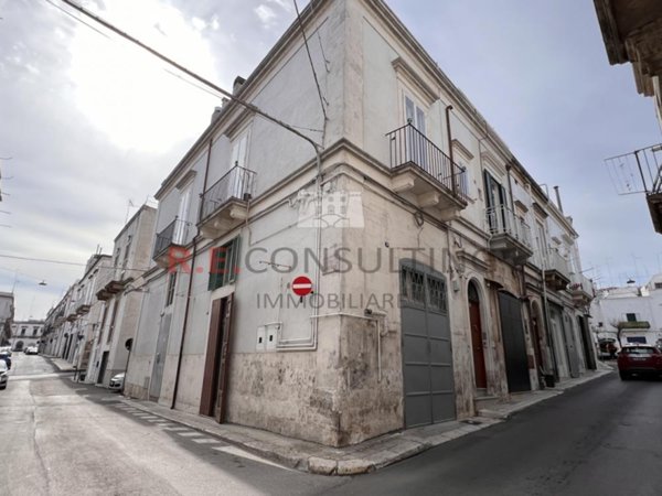 casa indipendente in vendita a Martina Franca in zona Centro Storico