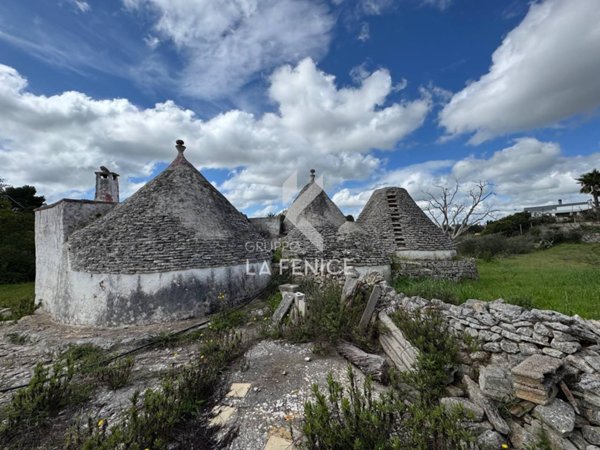 negozio in vendita a Martina Franca in zona Chiancaro