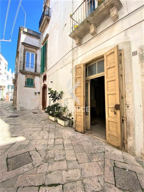 casa indipendente in vendita a Martina Franca in zona Centro Storico