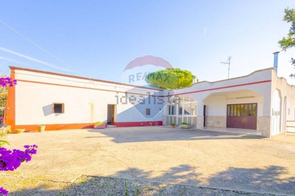 casa indipendente in vendita a Martina Franca