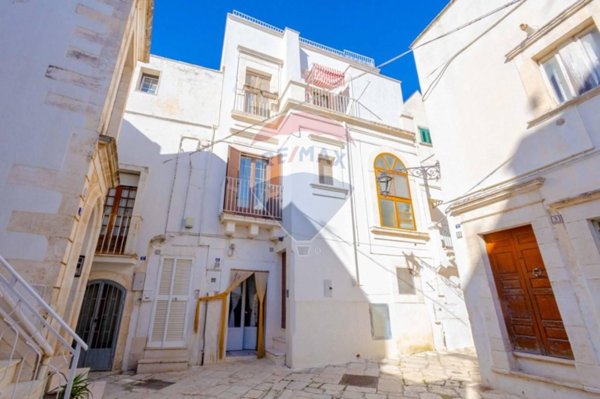 casa indipendente in vendita a Martina Franca in zona Centro Storico