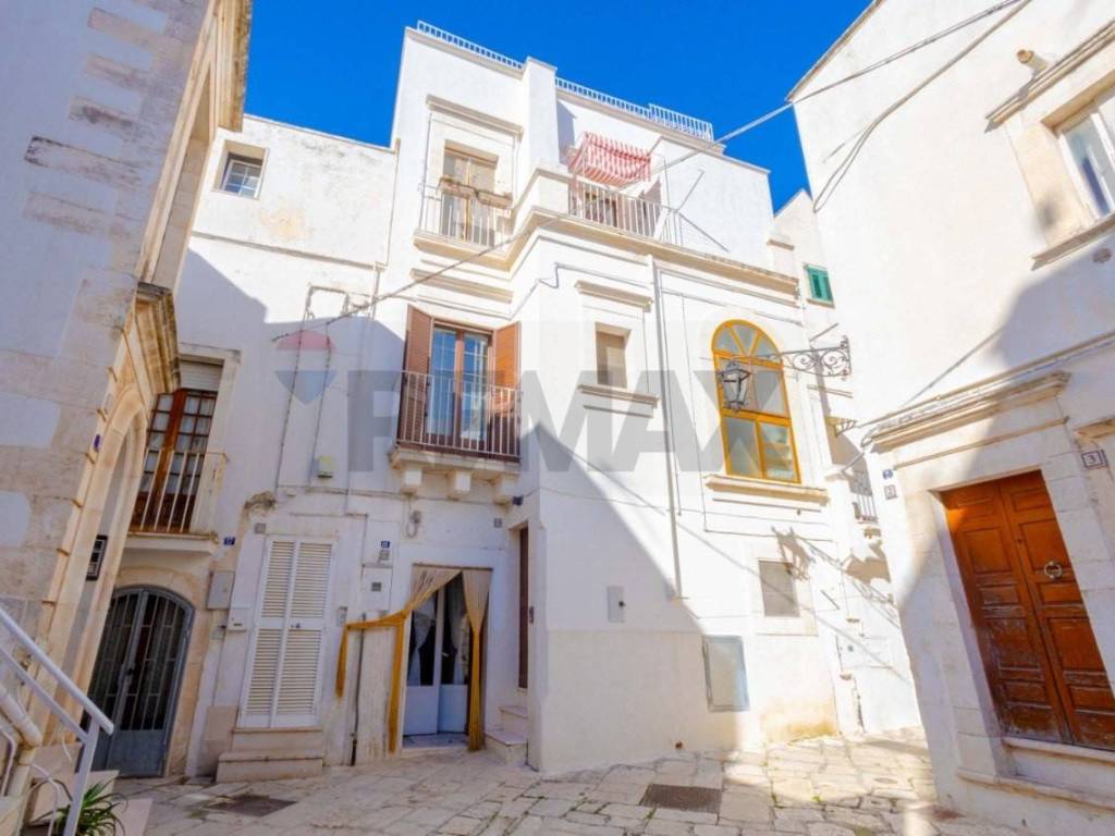 casa indipendente in vendita a Martina Franca in zona Centro Storico