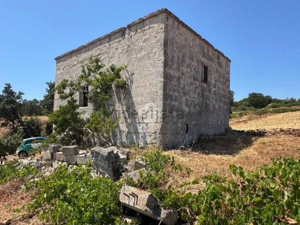 appartamento in vendita a Martina Franca in zona Nigri