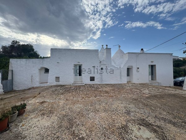 pentavano in vendita a Martina Franca