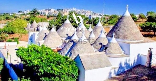 casa indipendente in vendita a Martina Franca in zona Centro Storico