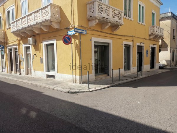 locale commerciale in vendita a Martina Franca