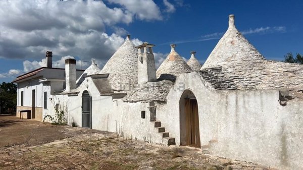 casa indipendente in vendita a Martina Franca in zona Specchia Tarantina