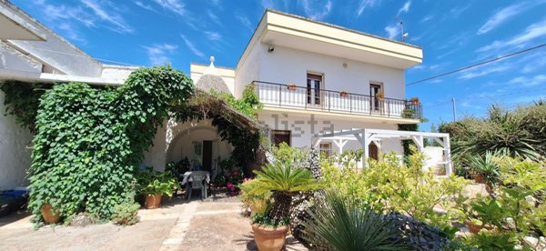 casa indipendente in vendita a Martina Franca
