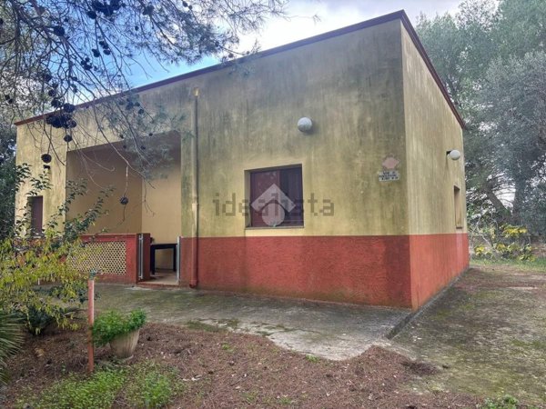 casa indipendente in vendita a Martina Franca in zona Specchia Tarantina