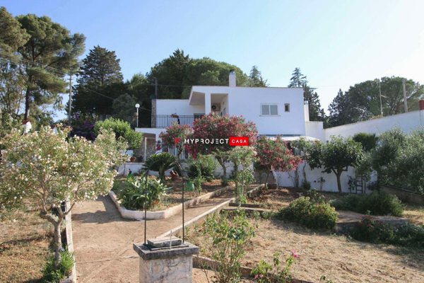 casa indipendente in vendita a Martina Franca