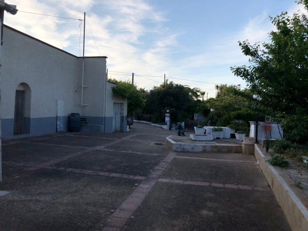 casale in vendita a Martina Franca in zona Centro Storico