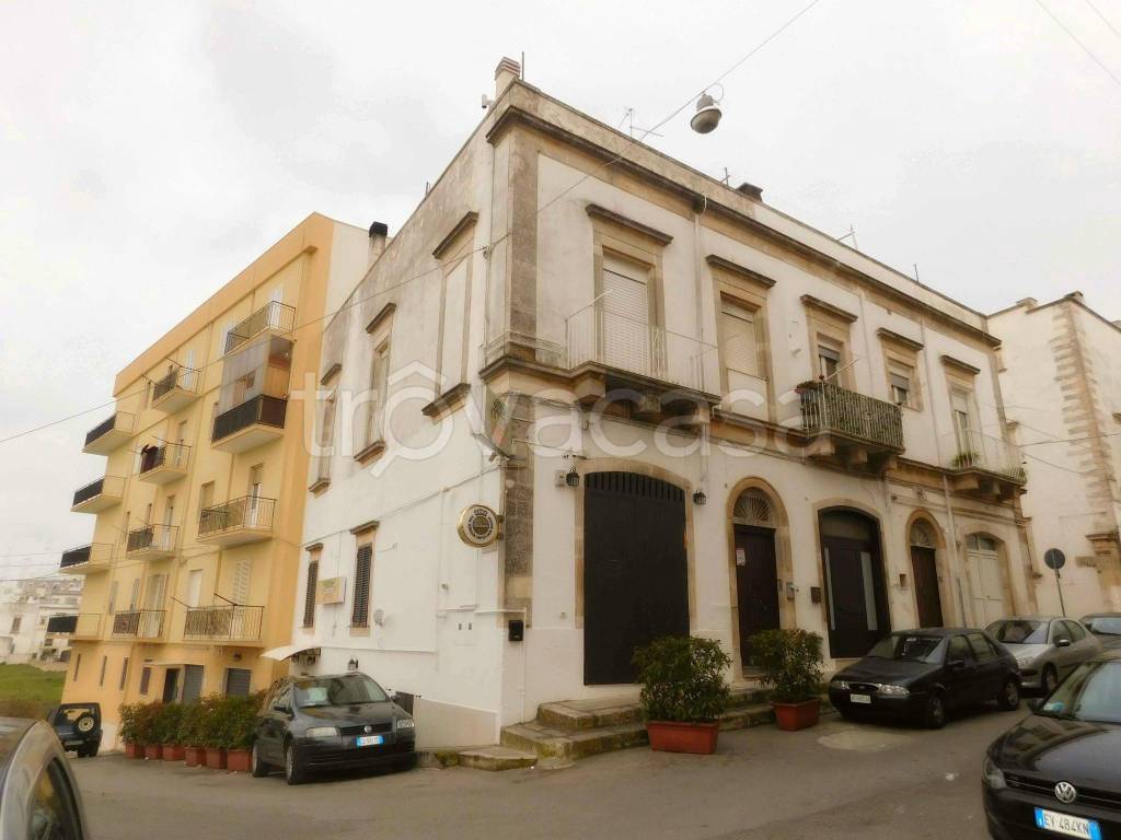 negozio in vendita a Martina Franca