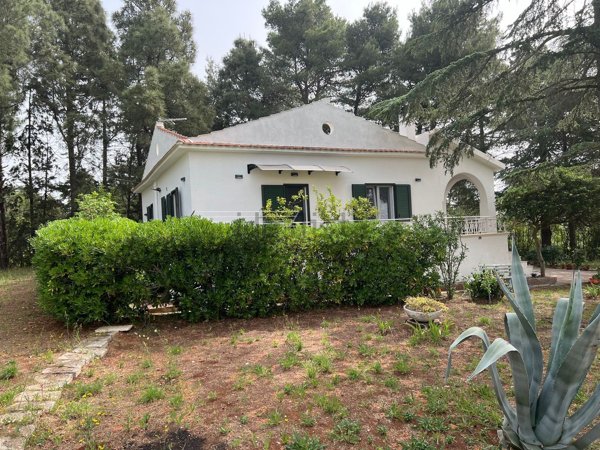 casa indipendente in vendita a Martina Franca