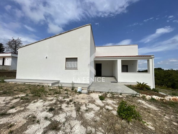 casa indipendente in vendita a Martina Franca