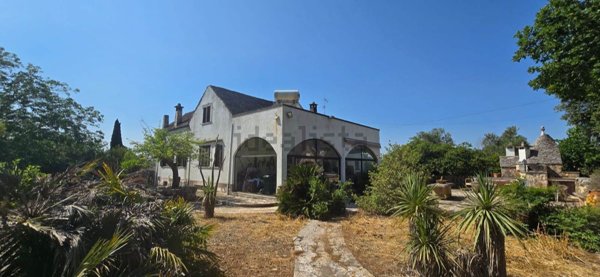 casa indipendente in vendita a Martina Franca