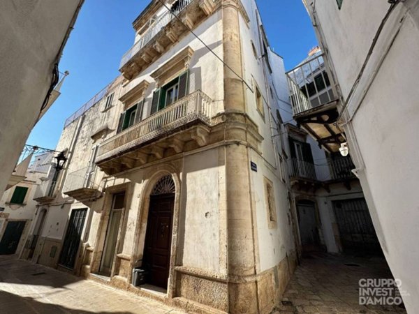casa indipendente in vendita a Martina Franca in zona Centro Storico