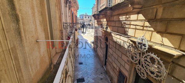 appartamento in vendita a Martina Franca in zona Centro Storico