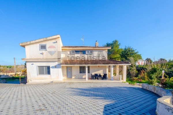 casa indipendente in vendita a Martina Franca