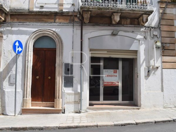 negozio in vendita a Martina Franca