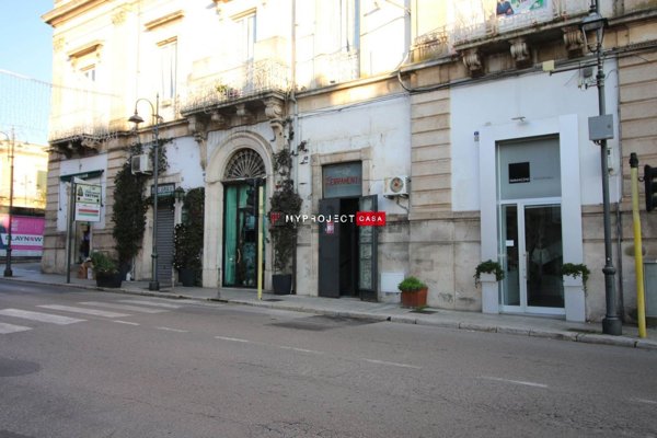 locale commerciale in vendita a Martina Franca