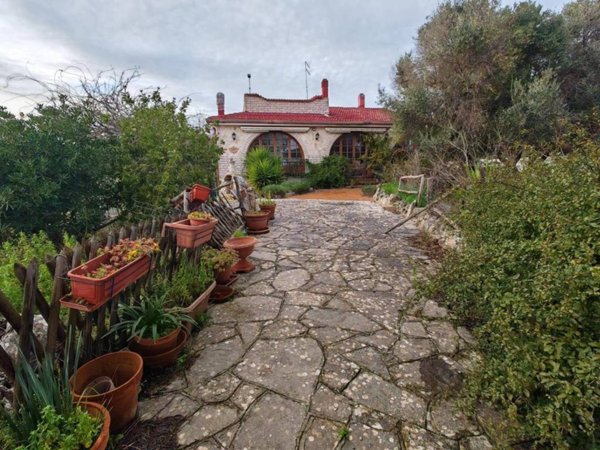 casa indipendente in vendita a Martina Franca