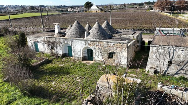 pentavano in vendita a Martina Franca