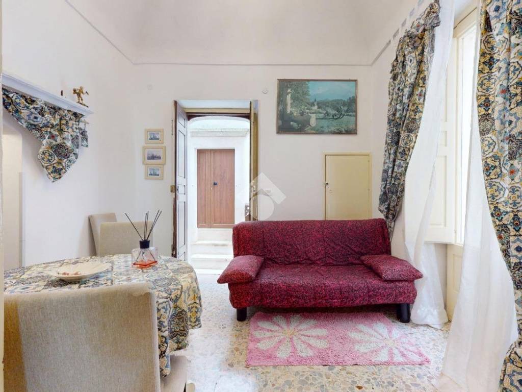 casa indipendente in vendita a Martina Franca in zona Centro Storico