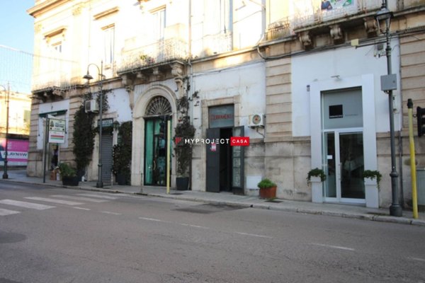 negozio in vendita a Martina Franca