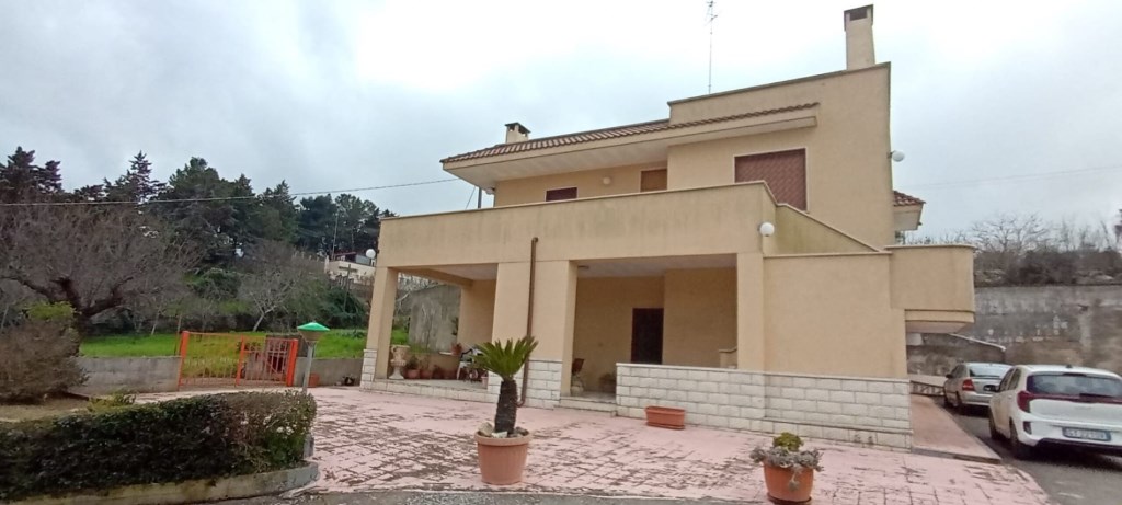 casa indipendente in vendita a Martina Franca