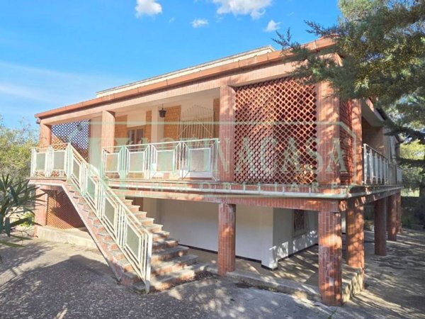 casa indipendente in vendita a Martina Franca