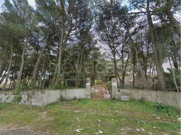 casa indipendente in vendita a Martina Franca in zona Trasconi