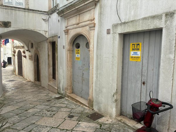 appartamento in vendita a Martina Franca in zona Centro Storico