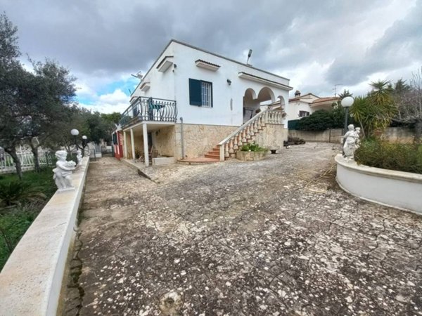 casa indipendente in vendita a Martina Franca in zona San Paolo