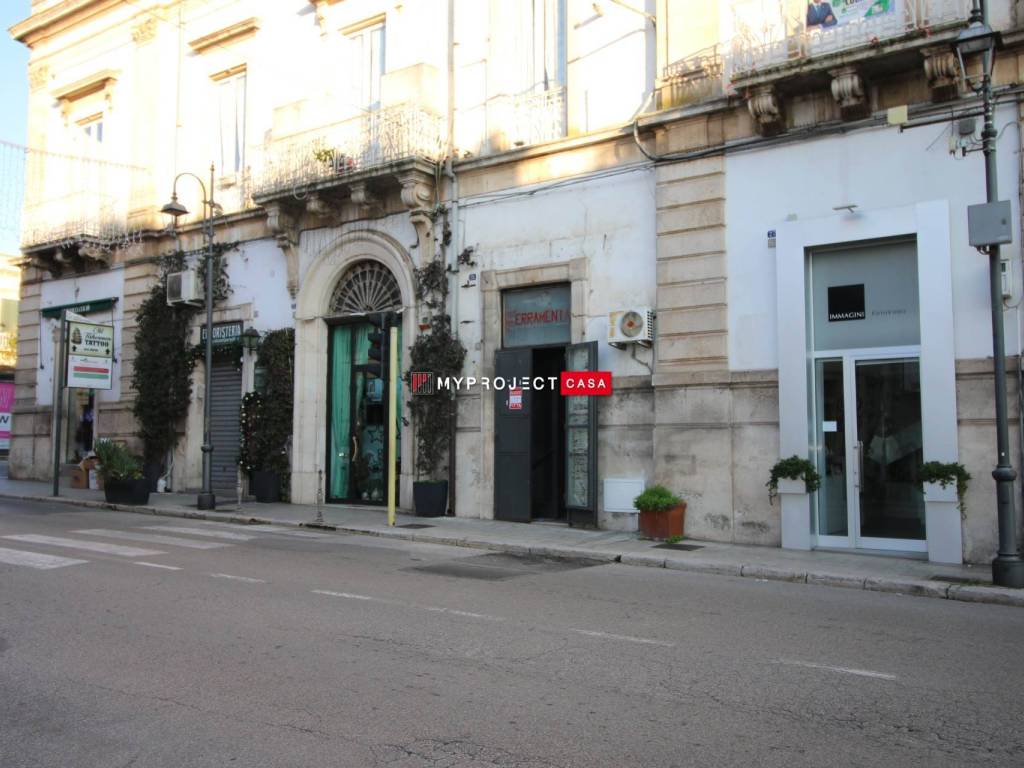 negozio in vendita a Martina Franca
