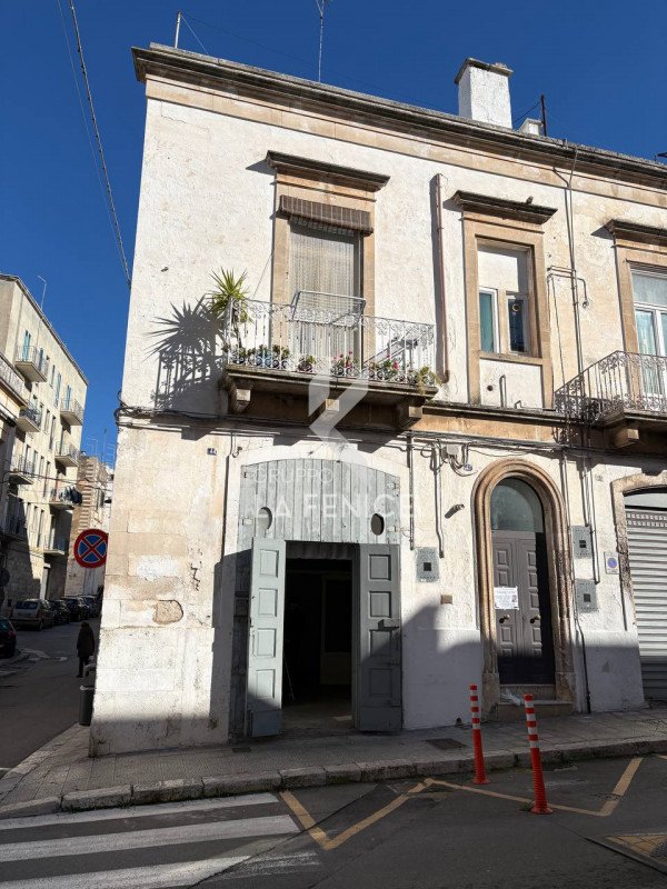 casa indipendente in vendita a Martina Franca in zona Centro Storico