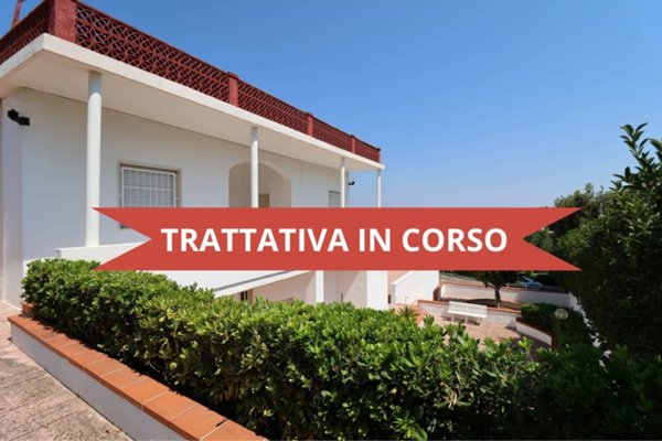 casa indipendente in vendita a Martina Franca in zona Pergolo