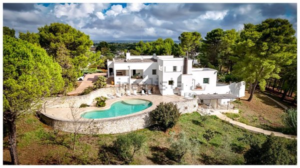 casa indipendente in vendita a Martina Franca in zona Centro Storico