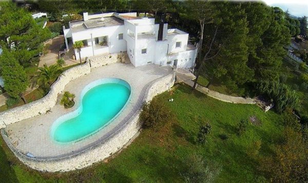 casa indipendente in vendita a Martina Franca in zona Centro Storico