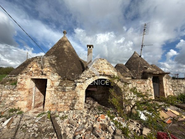 casale in vendita a Martina Franca in zona Trasconi