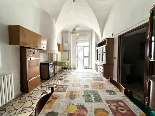 casa indipendente in vendita a Martina Franca in zona Centro Storico