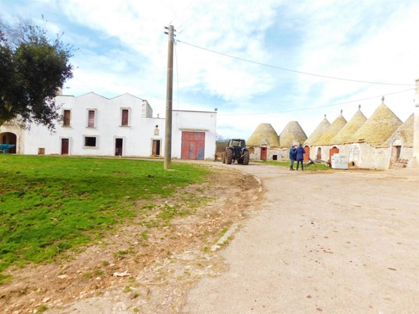 casale in vendita a Martina Franca in zona Papadomenico