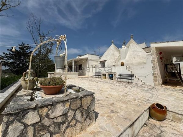casa indipendente in vendita a Martina Franca