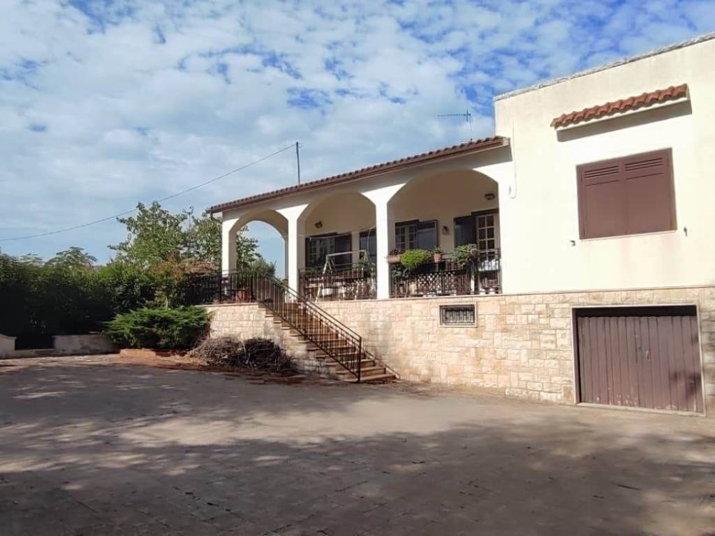 casa indipendente in vendita a Martina Franca